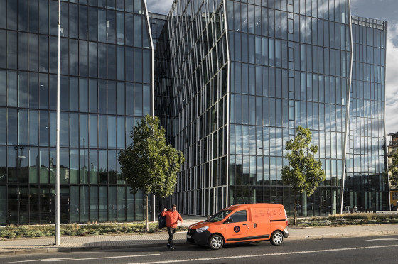 How Much Time Do You Save With Pickup and Delivery Laundry?